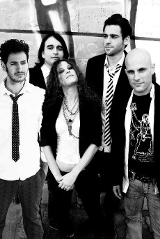 FeelAbouT (band photo 2009)